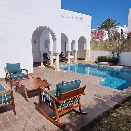 Villa Des Lotophages Agír Kültér fotó